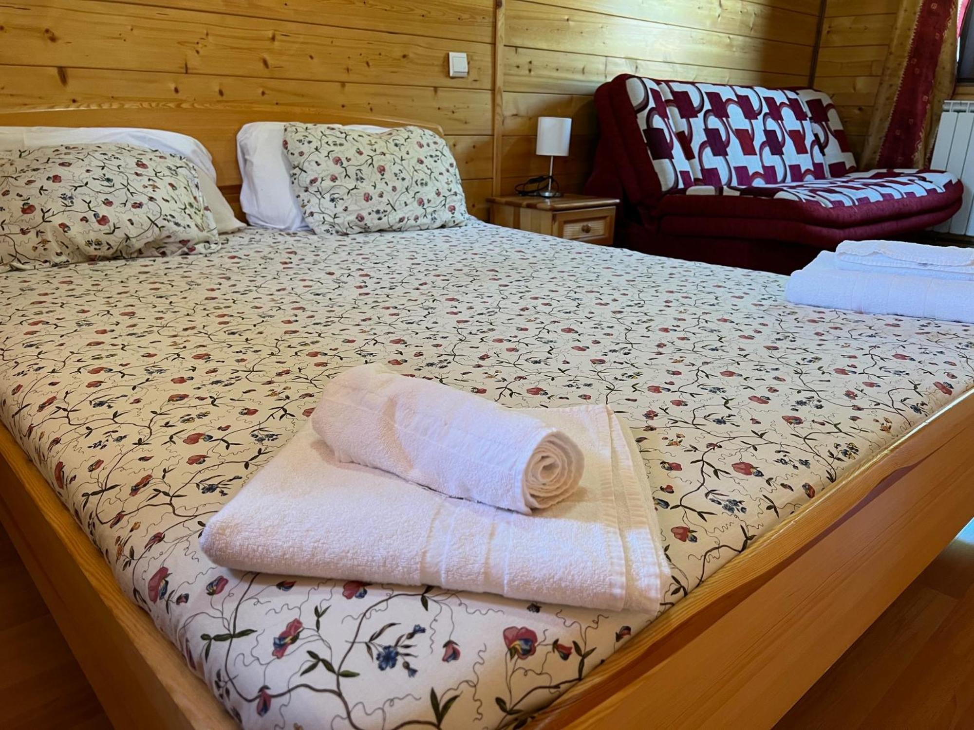Camping Valle de Hecho Extérieur photo